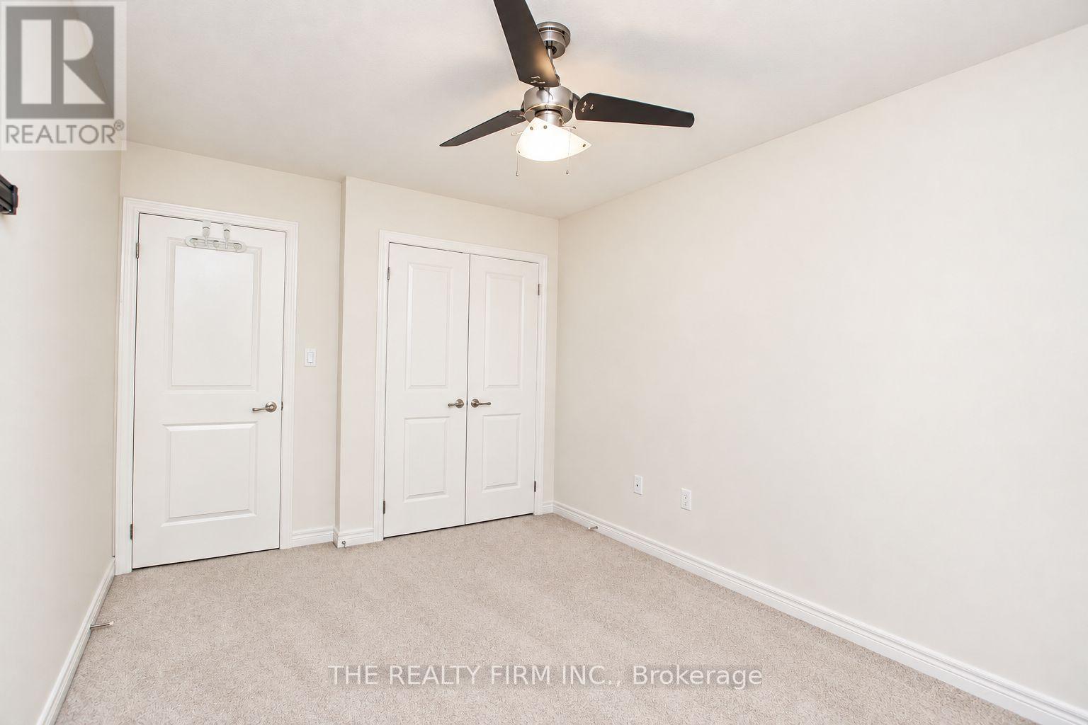 1030 Oakcrossing Gate — photo 28