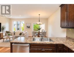 Great room - 45 - 1030 Oakcrossing Gate, London North, ON N6H0H1 Photo 13