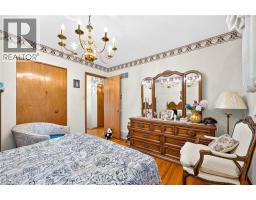 Eat in kitchen - 11 Fassett Avenue, Hamilton, ON L9C4E6 Photo 11