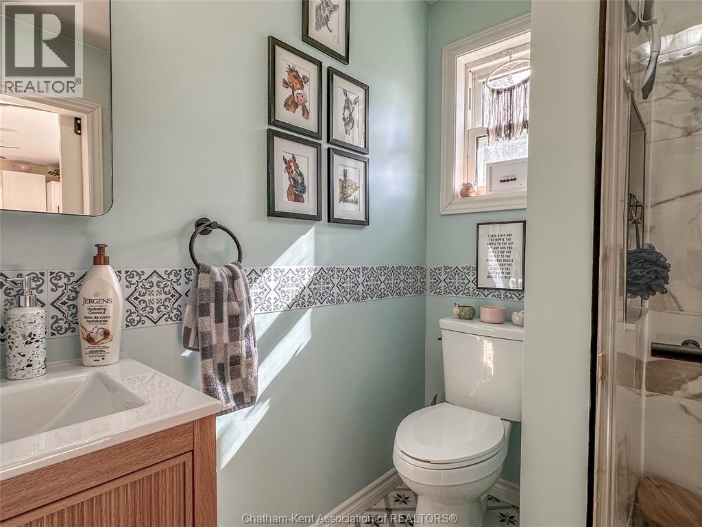 27 Babbitt Street — photo 15
