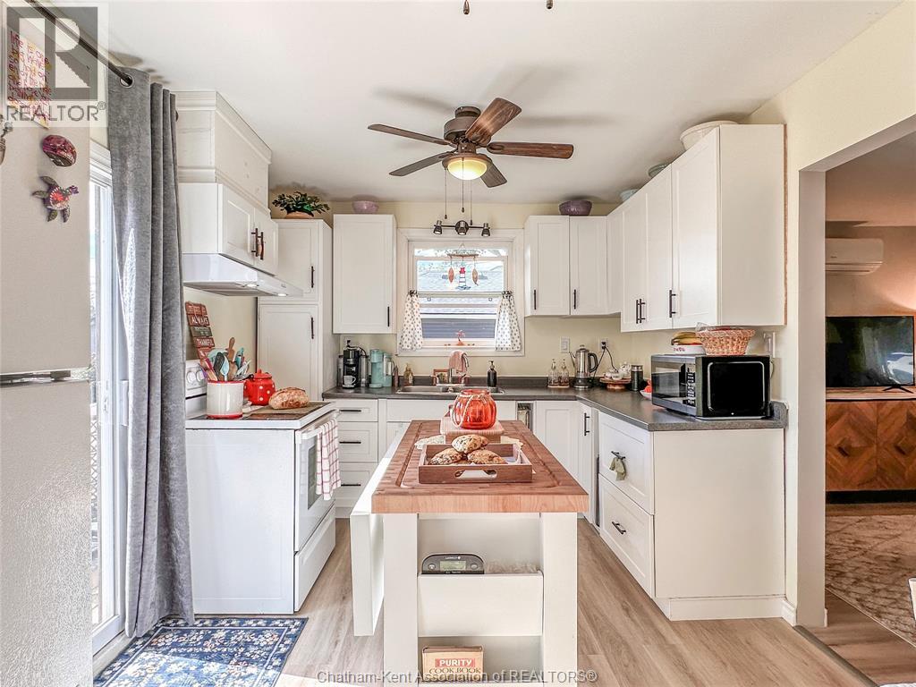 27 Babbitt Street — photo 8