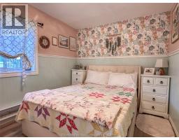 27 Babbitt Street, Wallaceburg, ON N8A2L4 Photo 17