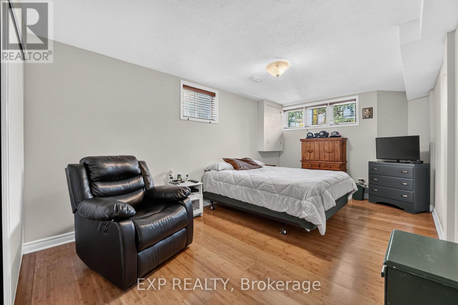 59 Quaker Road — photo 32