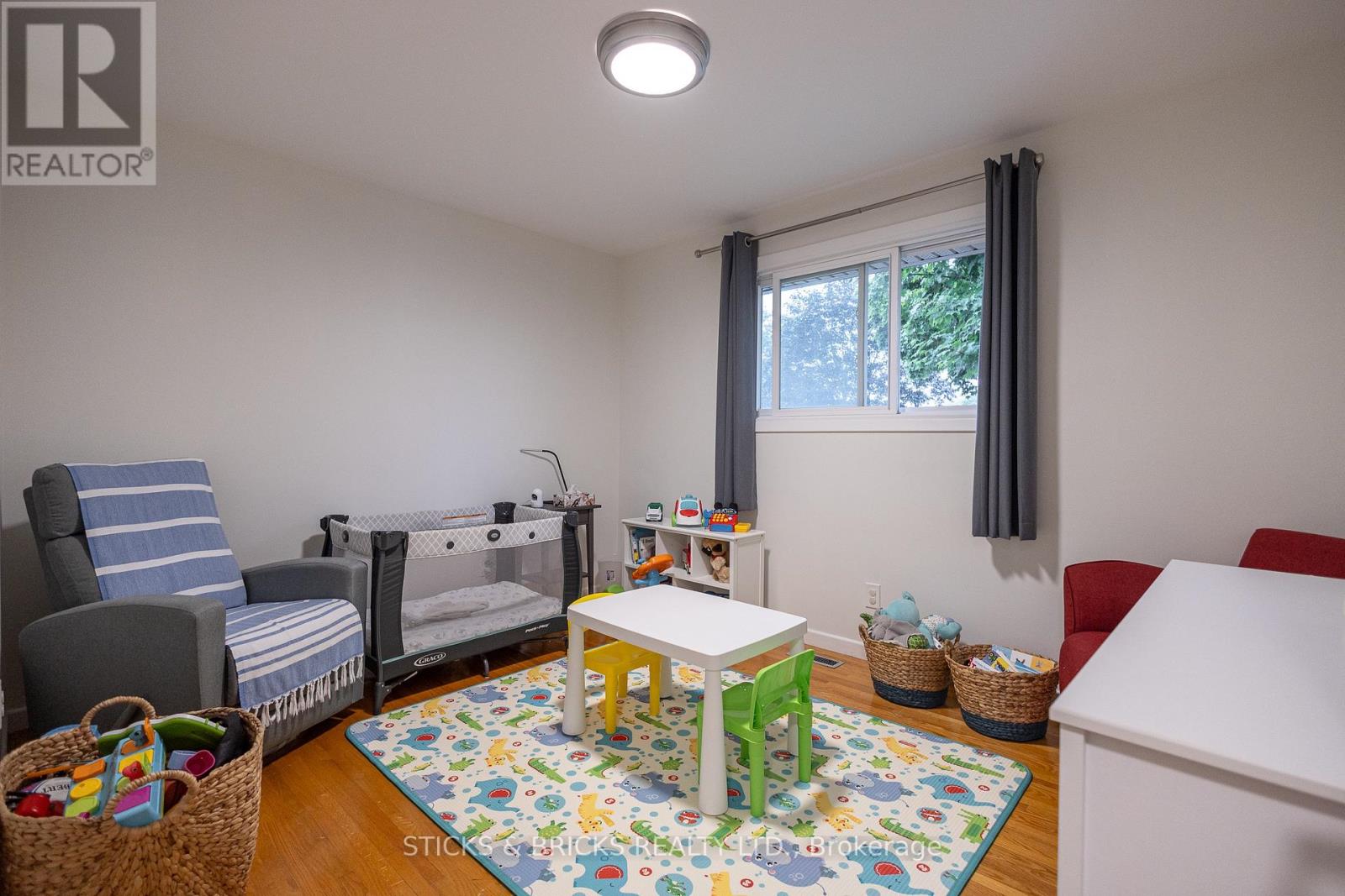 4479 Mitchell Avenue — photo 13