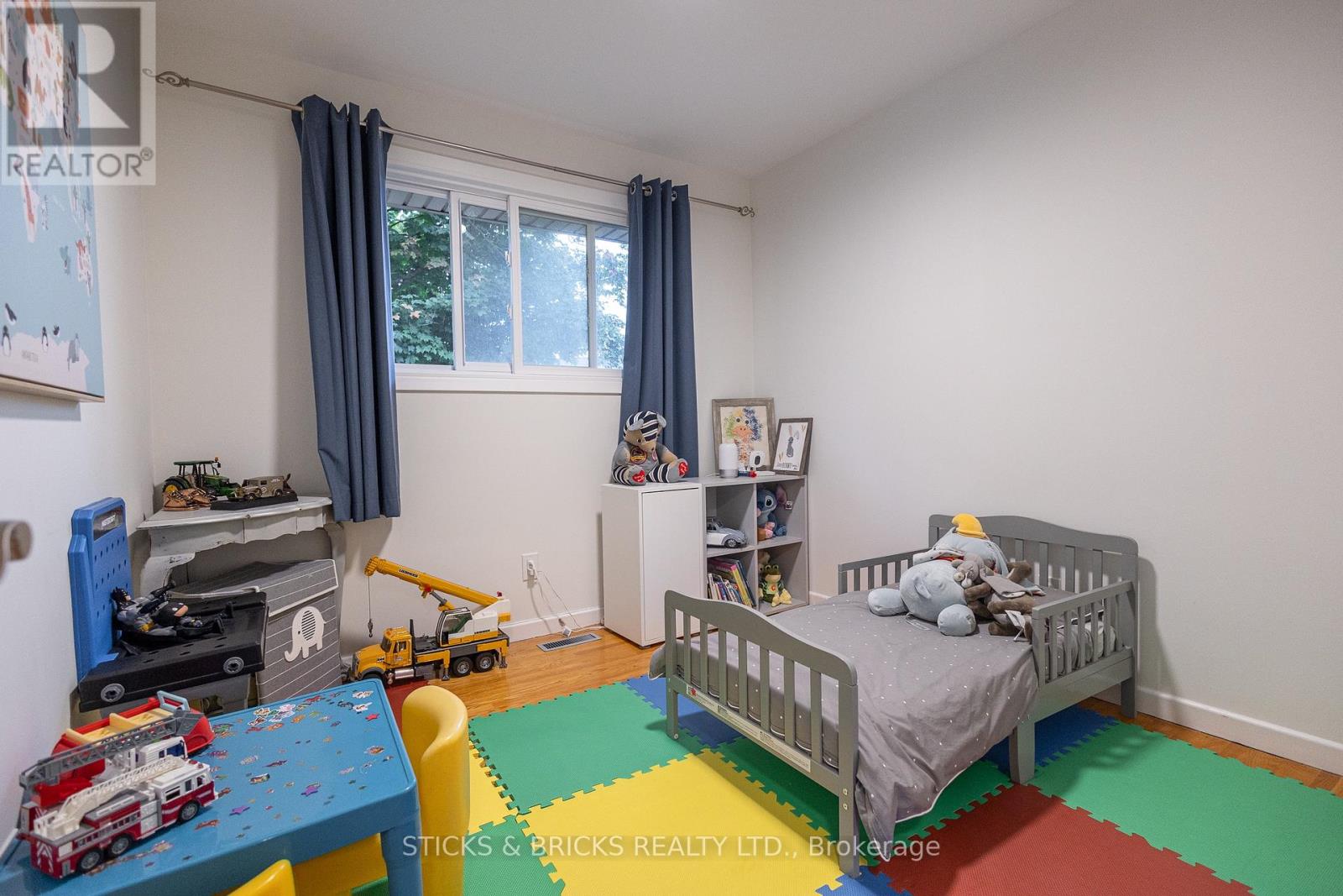 4479 MITCHELL AVENUE - 15