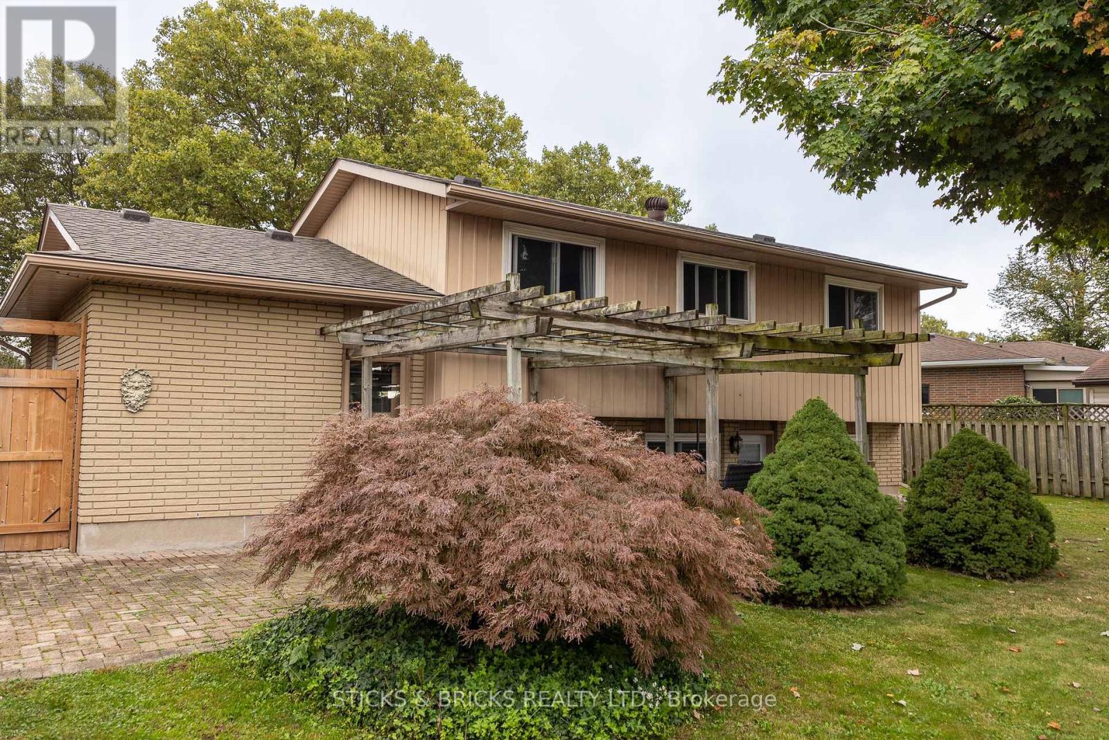 4479 Mitchell Avenue — photo 26