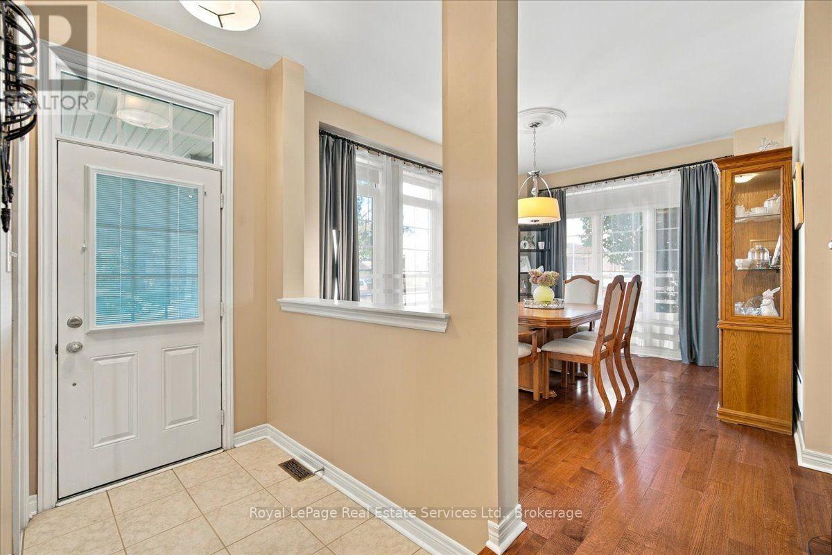 5569 Waterwind Crescent — photo 21