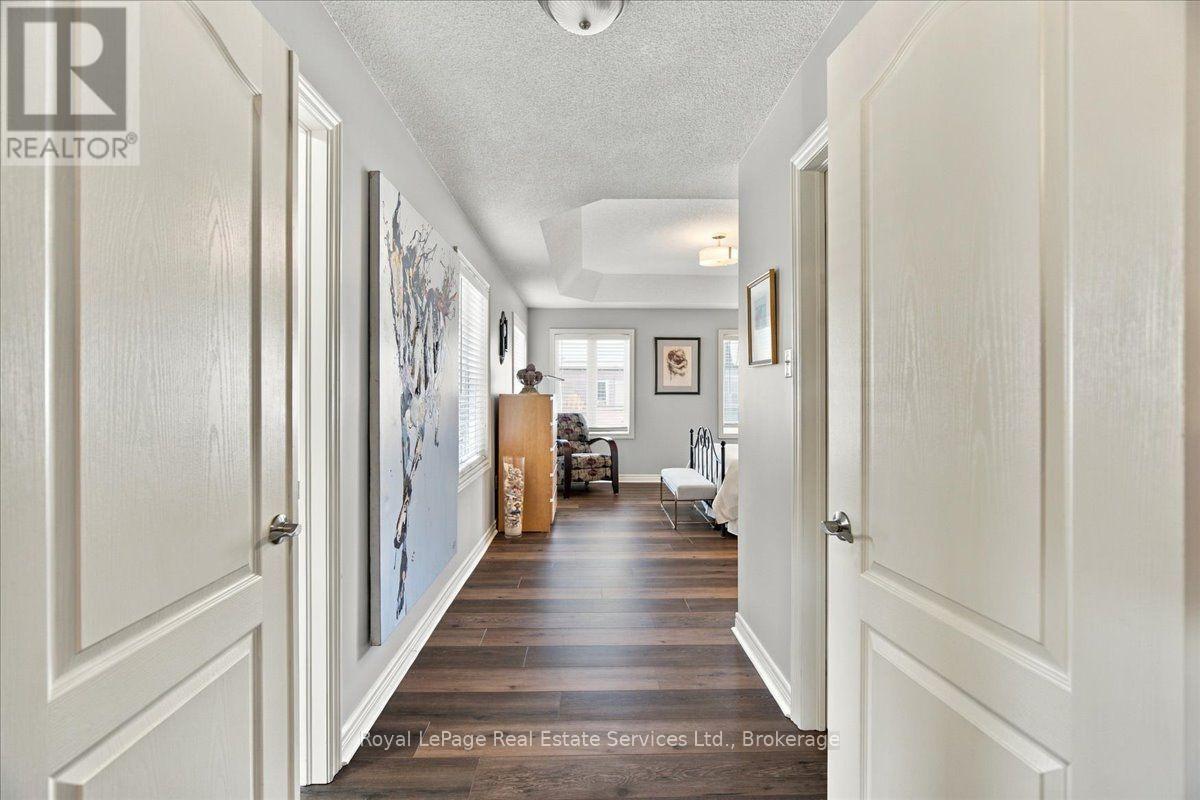 5569 Waterwind Crescent — photo 23