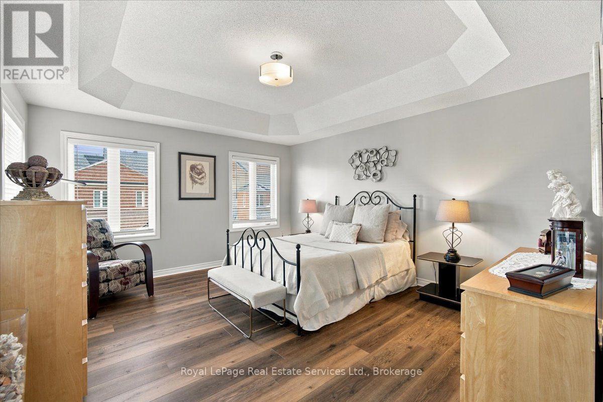 5569 Waterwind Crescent — photo 24