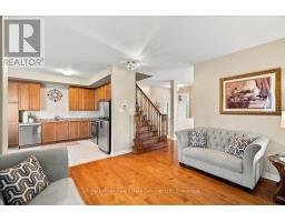 Bedroom 3 - 5569 Waterwind Crescent, Mississauga, ON L5M0G3 Photo 11
