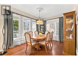 Kitchen - 5569 Waterwind Crescent, Mississauga, ON L5M0G3 Photo 6