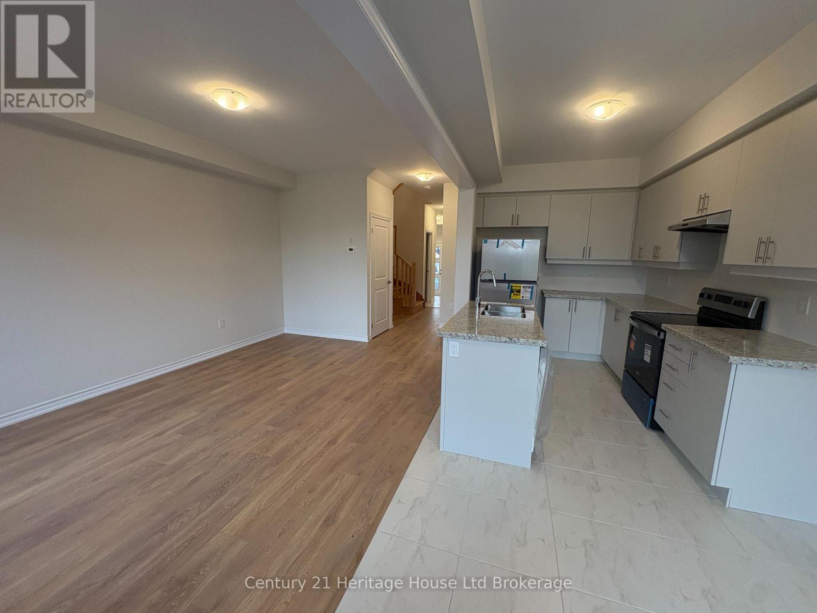 1058 Periwinkle Crescent — photo 12