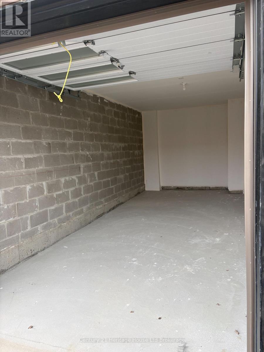 1058 Periwinkle Crescent — photo 38