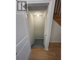 1058 Periwinkle Crescent, Woodstock, ON N4S7W2 Photo 33