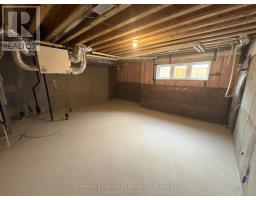 1058 Periwinkle Crescent, Woodstock, ON N4S7W2 Photo 35