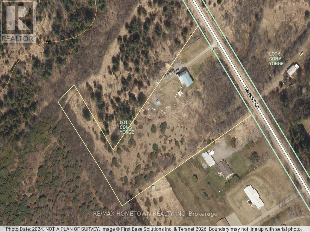16 Graham Lake Road — photo 2