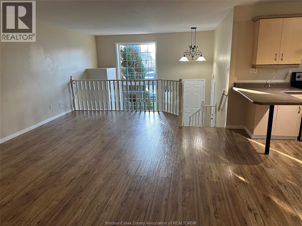 447 MERRILL AVENUE - 17