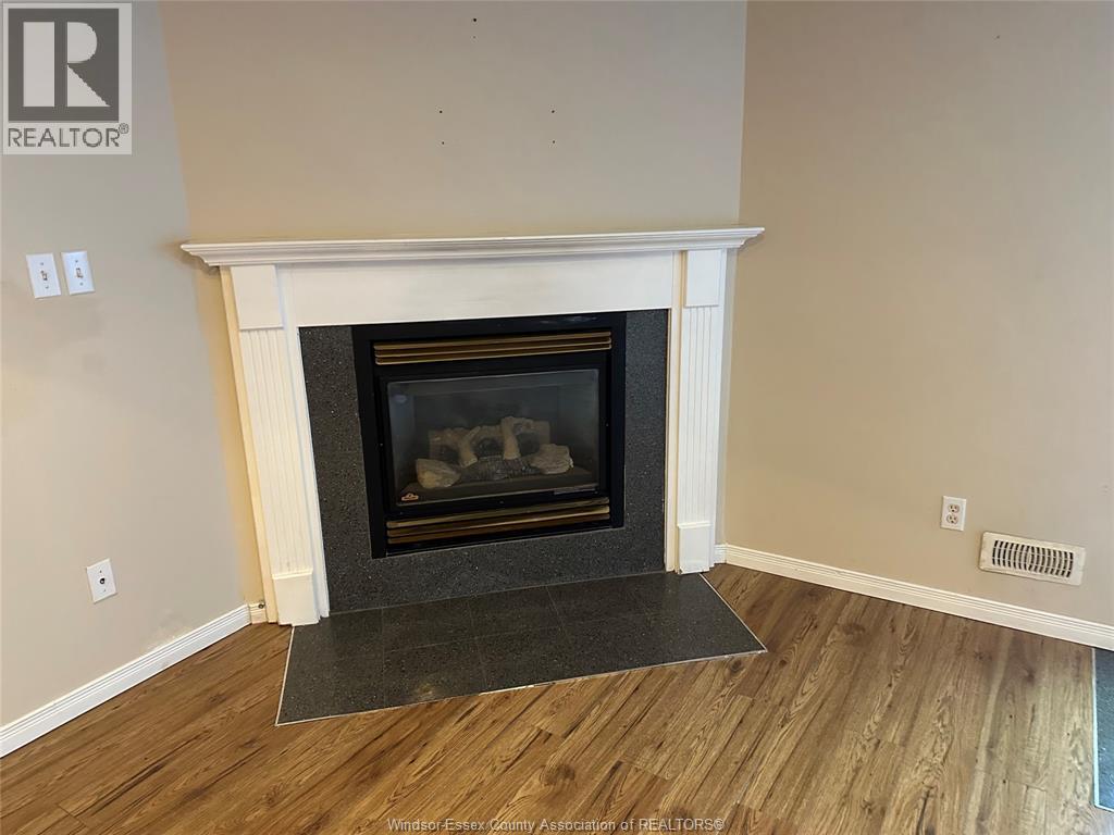447 MERRILL AVENUE - 22