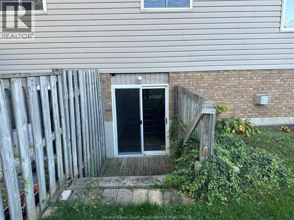 447 Merrill Avenue — photo 27