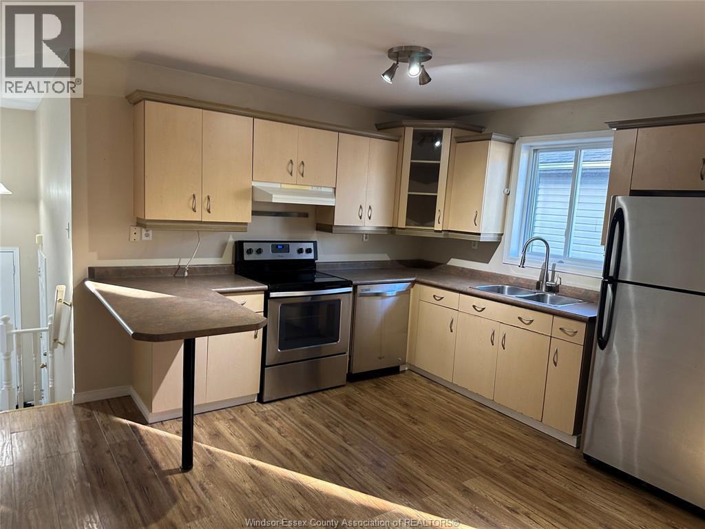 447 MERRILL AVENUE - 8