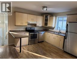 4pc Bathroom - 447 Merrill Avenue, Lasalle, ON N9J3R2 Photo 8