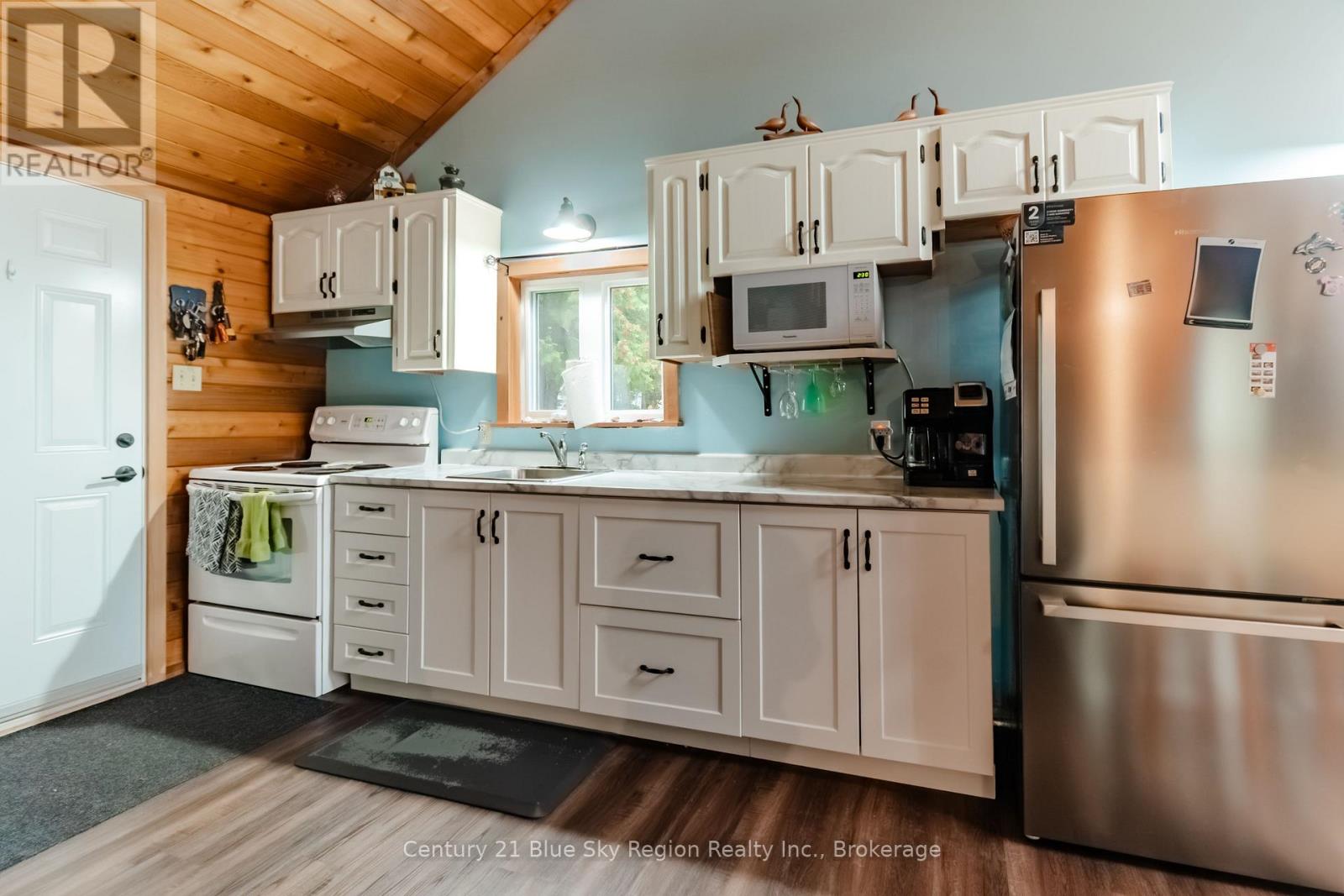 2261 Peninsula Road — photo 4