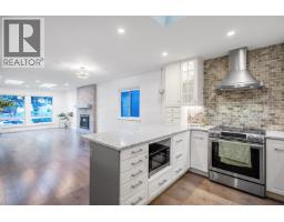 2670 Burnside Place, Coquitlam, BC V3E1A2 Photo 8