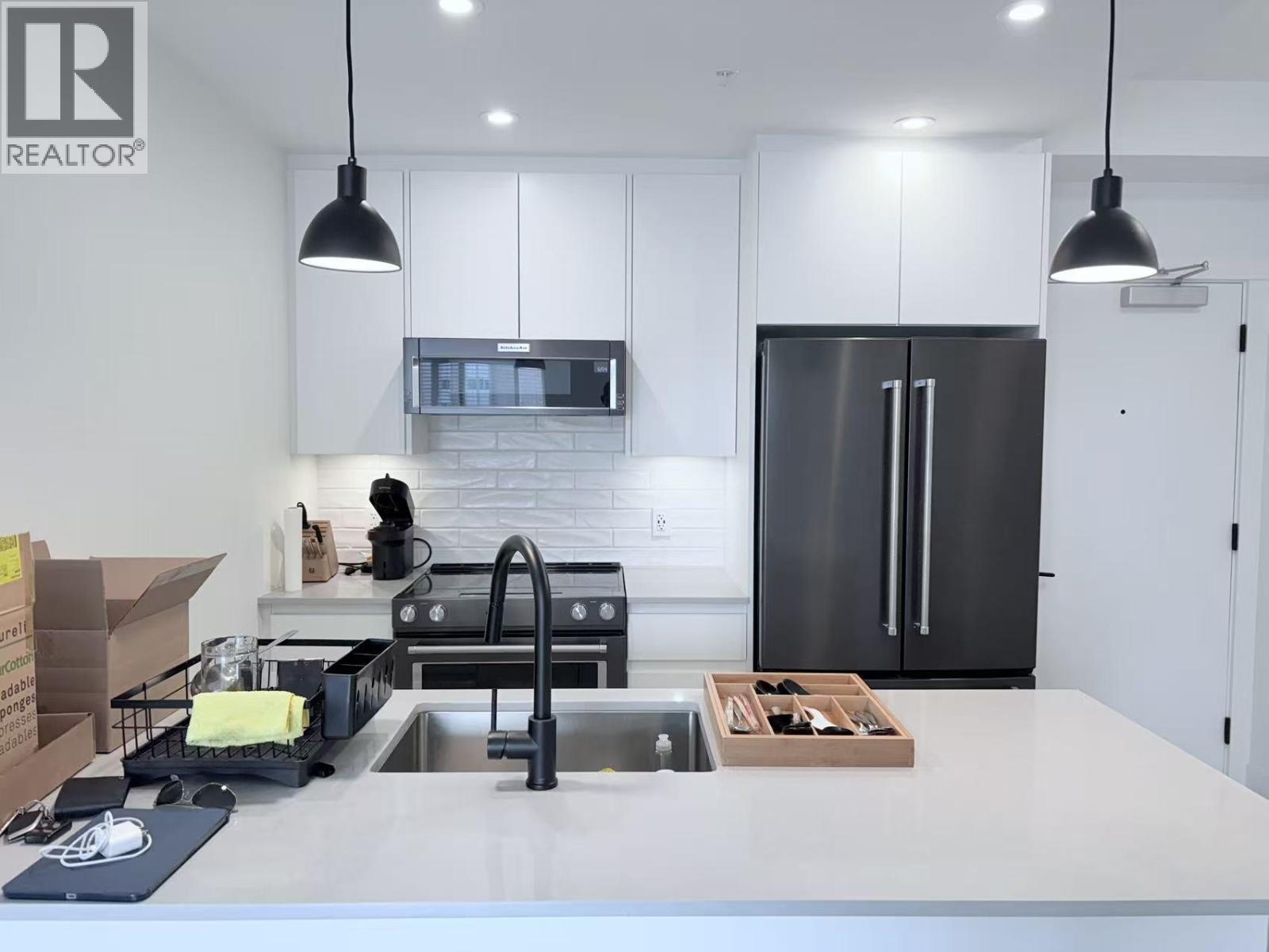 1414 2180 KELLY AVENUE, Port Coquitlam - Image 1
