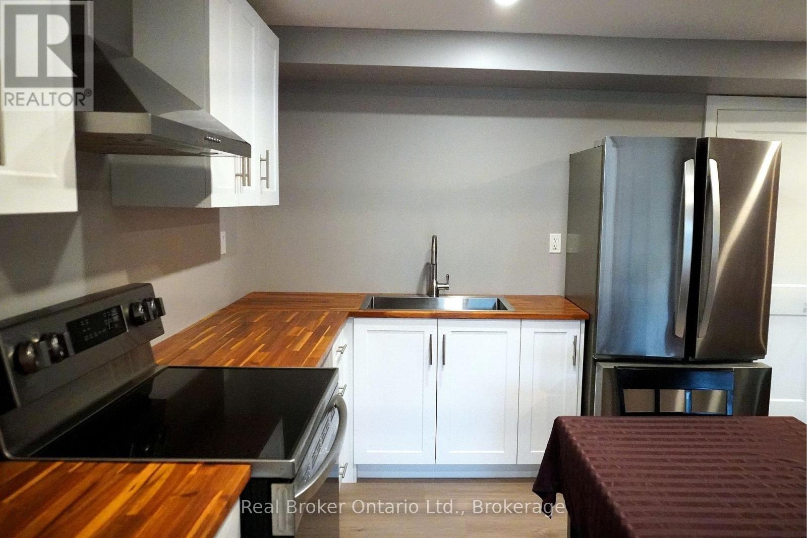 1009 Wright Drive — photo 3