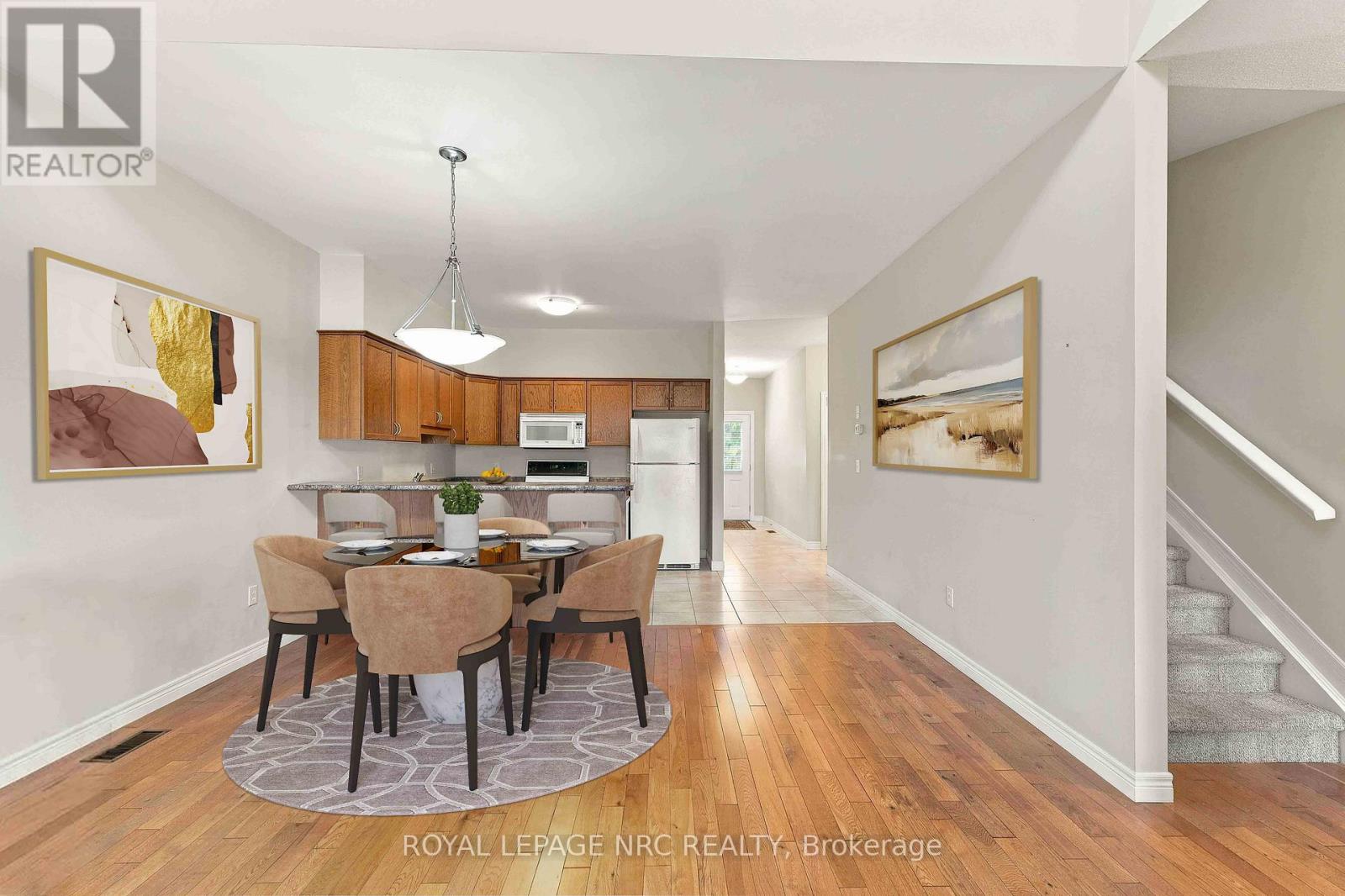 82 Maple Street — photo 11