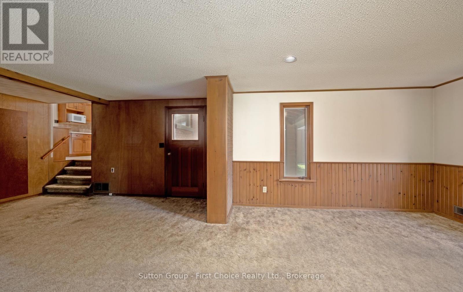 12 Mcculloch Street — photo 19