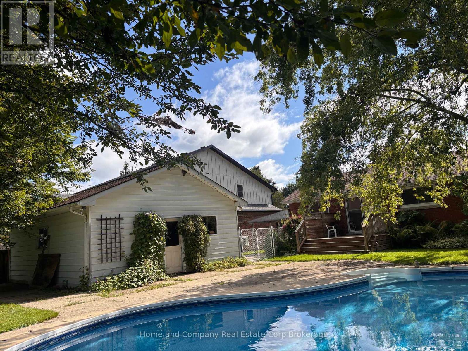 28 HESSON STREET - 31