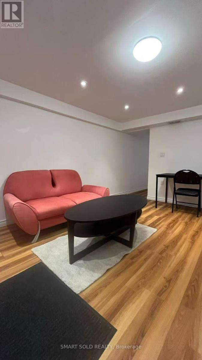 Lower 232 Crawford Street — photo 10