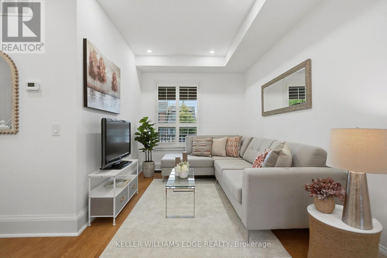 28 Conway Avenue — photo 10