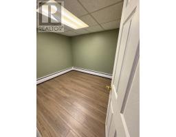 13 Penmore Drive thumbnail 16