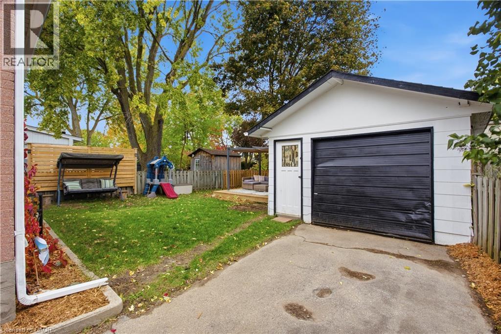18 BIRCH Avenue - 37