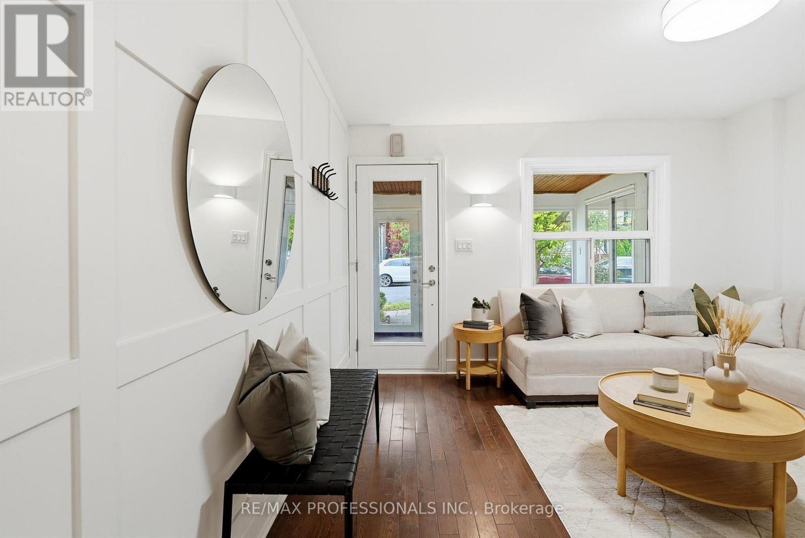 81 ALTON AVENUE - 13