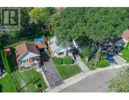 106 Meighen Avenue, Toronto, ON M4B2H7 Photo 10