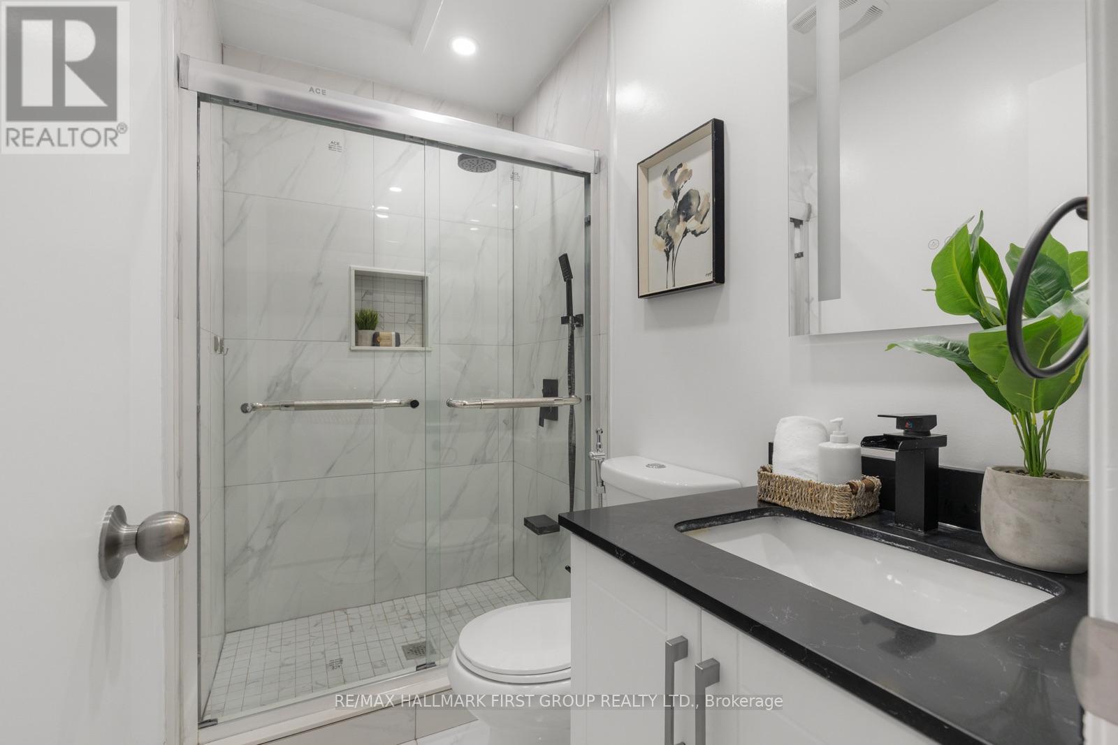 17 Hawkins Crescent — photo 14