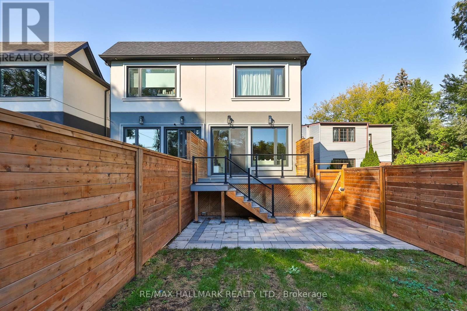 9b Linton Avenue South — photo 49