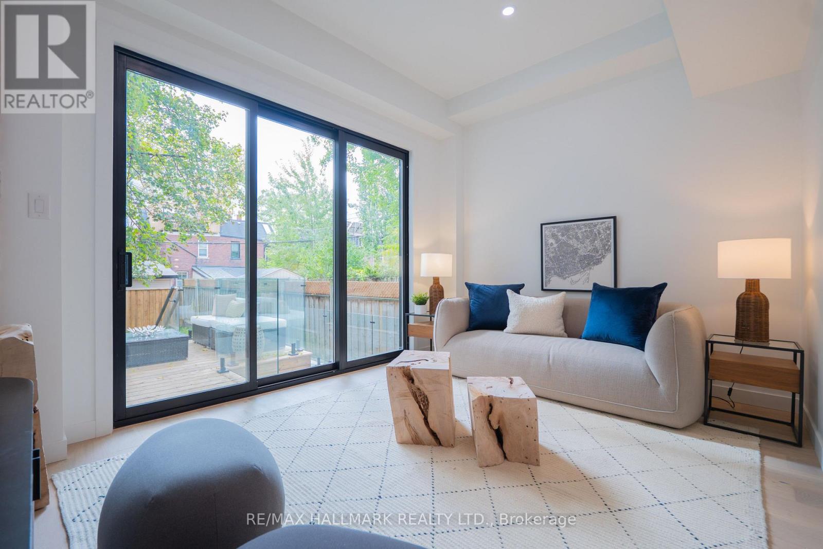 71 Langley Avenue — photo 17