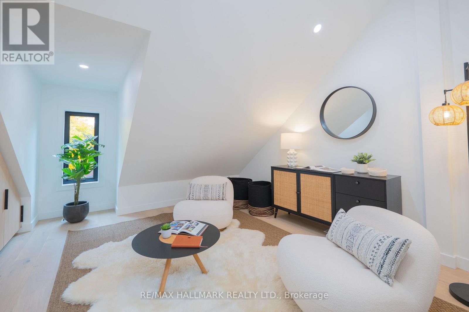 71 Langley Avenue — photo 41