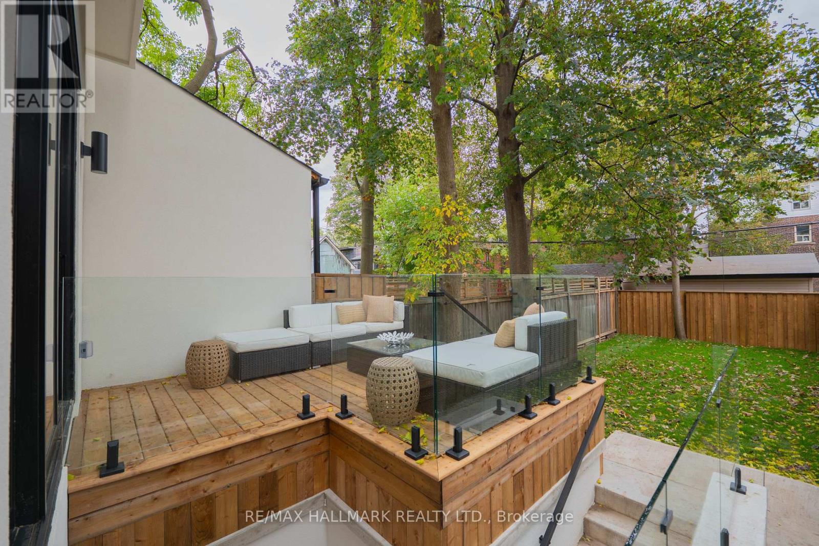 71 Langley Avenue — photo 49