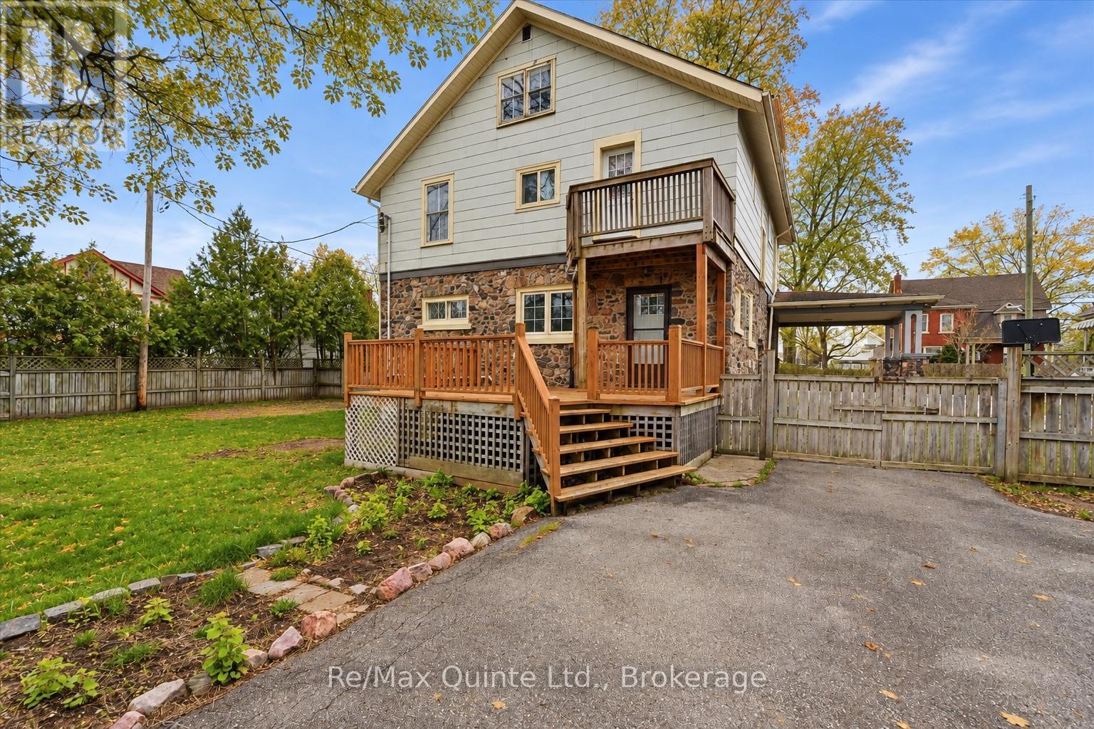 219 EAST STREET - 9