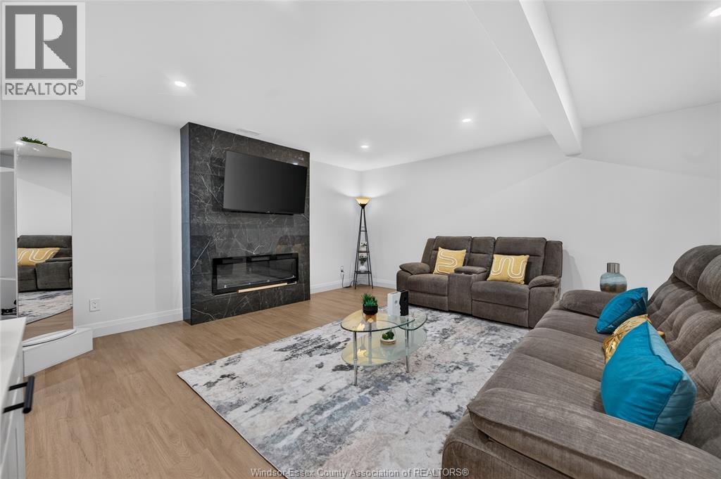 2362 Barkley AVENUE - 24