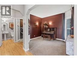 31 Evansmeade Crescent NW - photo 5