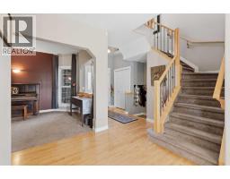 31 Evansmeade Crescent NW - photo 4