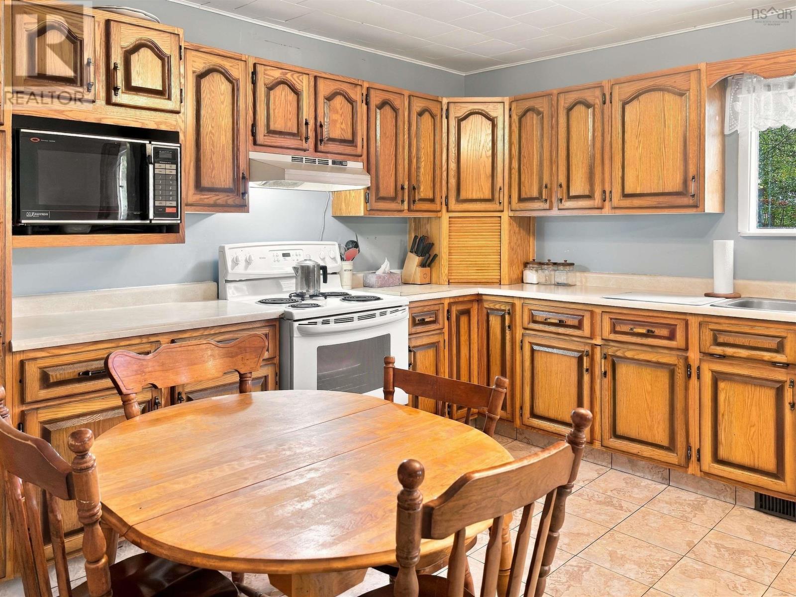 3106 Highway 302 - 17