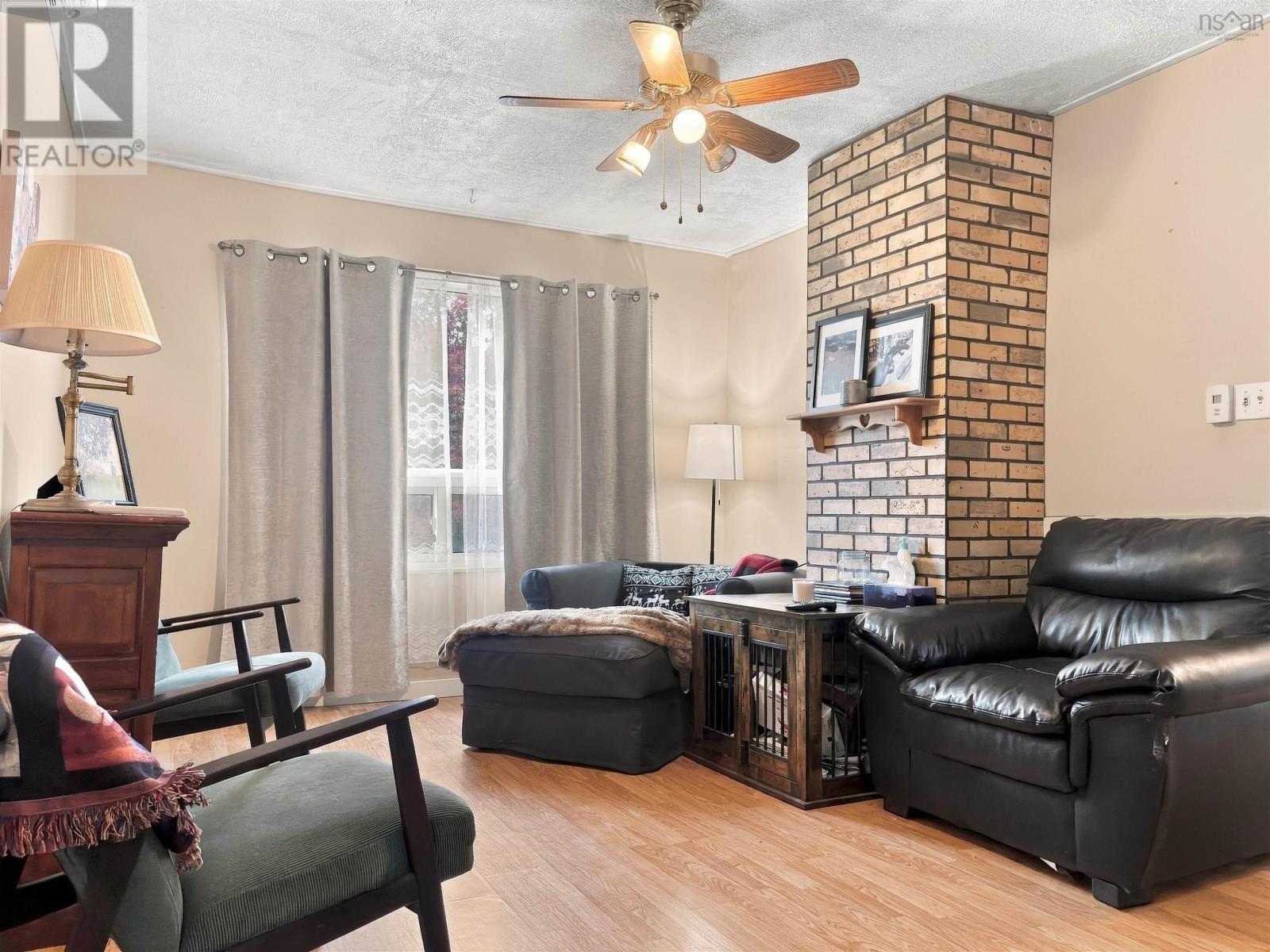 3106 Highway 302 - 27
