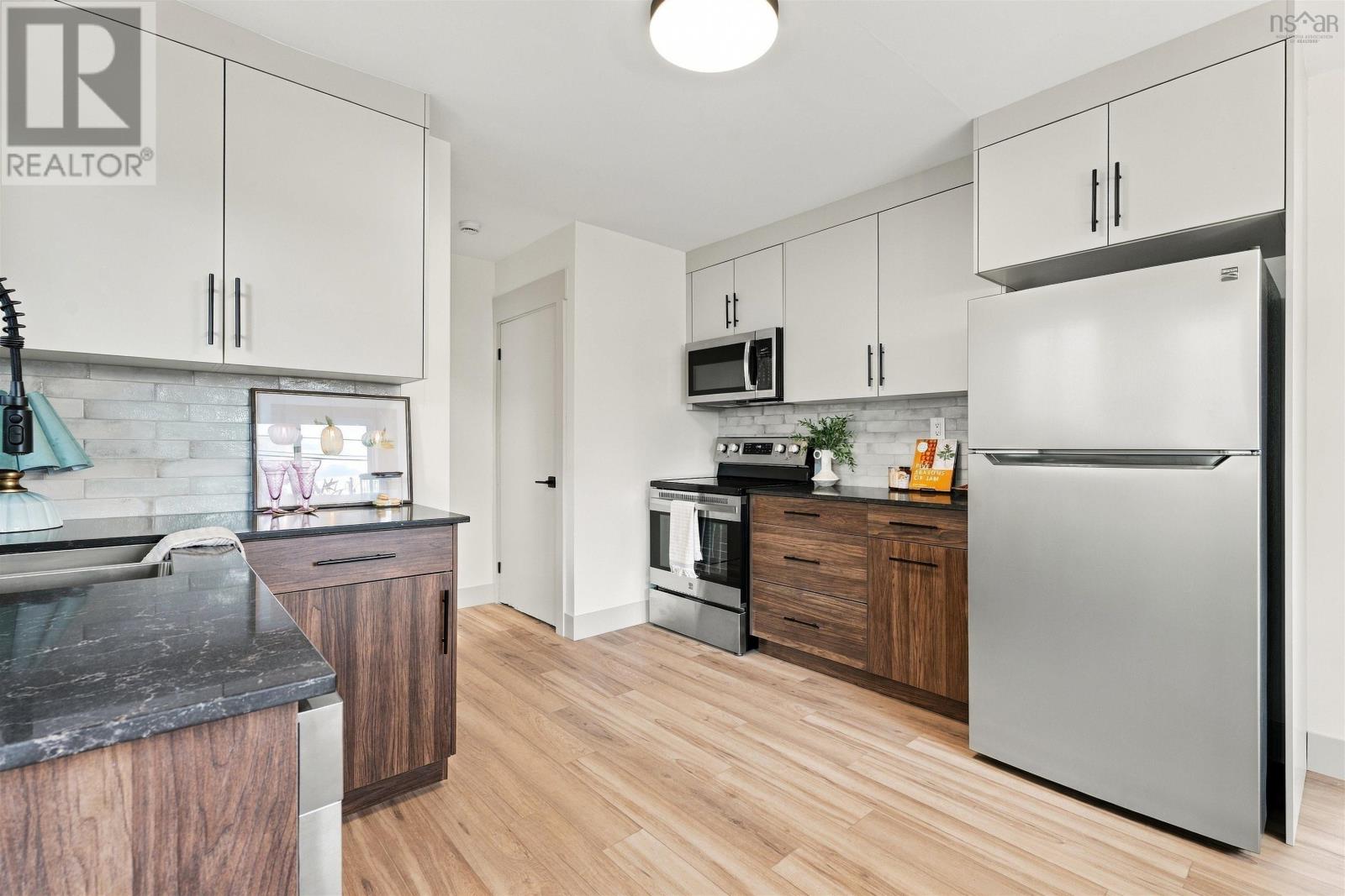 74 1/2 Belle Vista Drive - 18